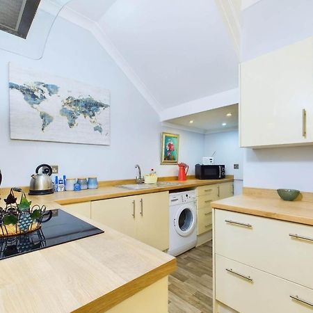 Loveliest Homes Paignton - Sea Front Location With Parking Экстерьер фото