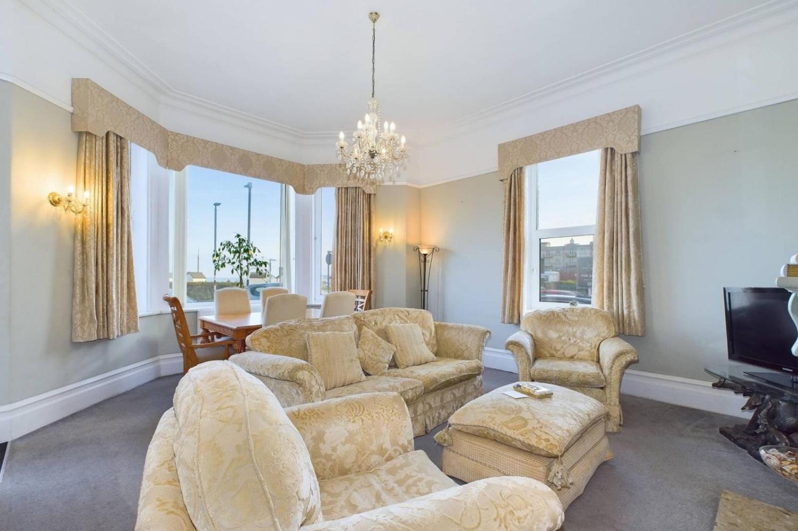 Loveliest Homes Paignton - Sea Front Location With Parking Экстерьер фото